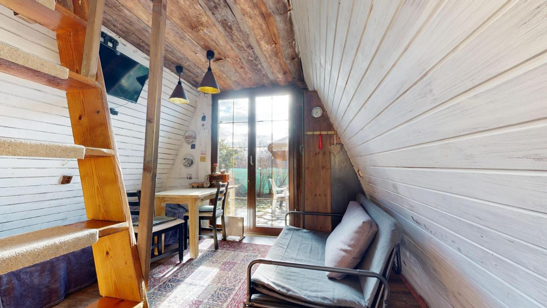 Alpstuga Tiny Garden House *