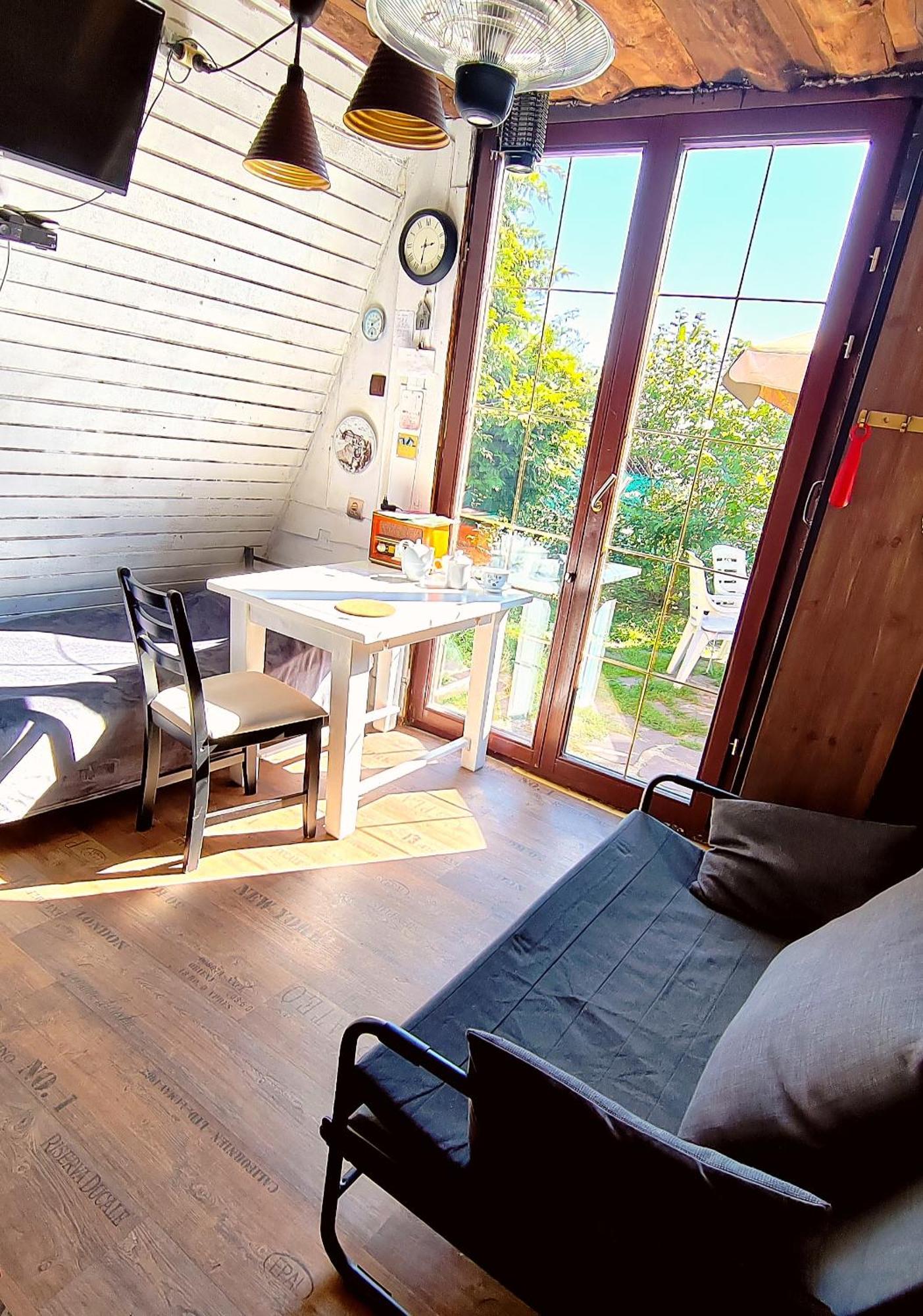Tiny Garden House Alpstuga Prag